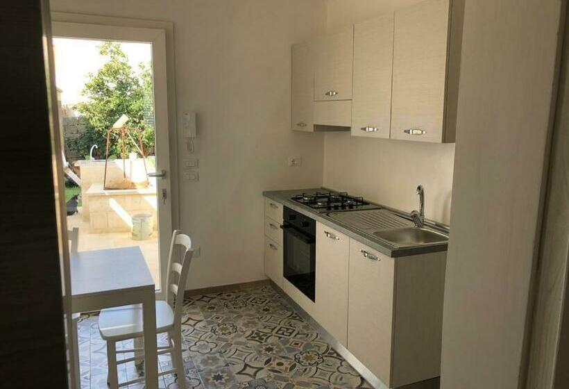 Deliziosa Casa Vacanze Con Giardino 4 Posti Letto