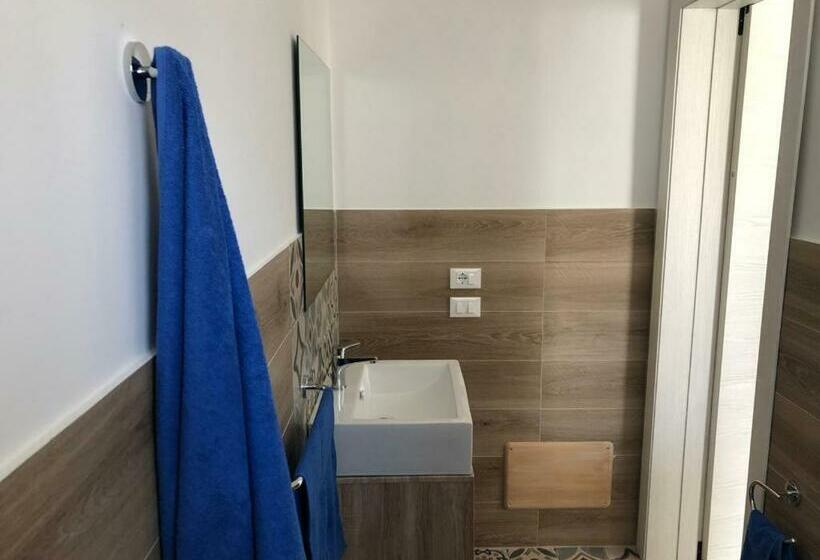 Deliziosa Casa Vacanze Con Giardino 4 Posti Letto