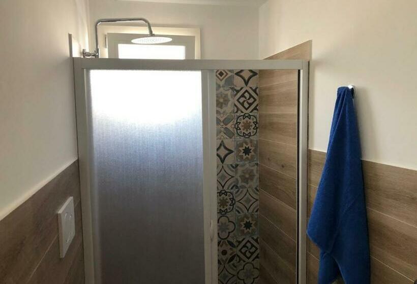 Deliziosa Casa Vacanze Con Giardino 4 Posti Letto