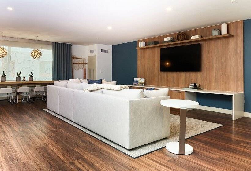 هتل Element Chattanooga East