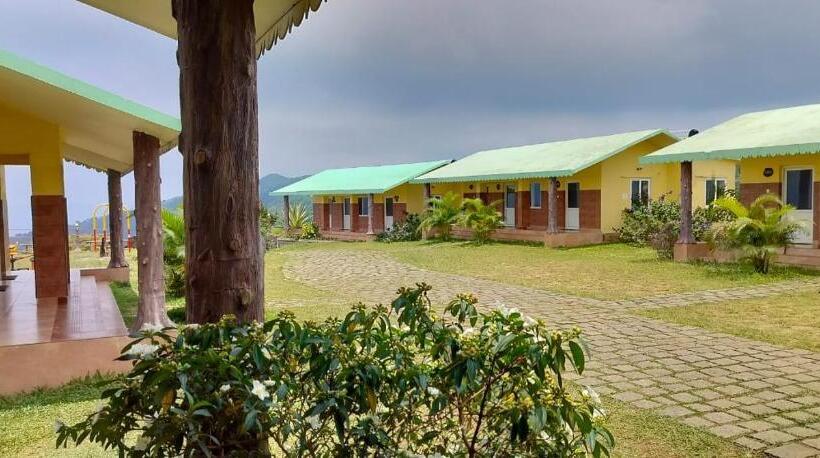 فندق Misty Hill Resort