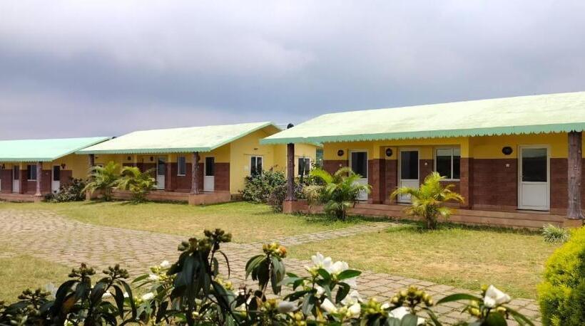 فندق Misty Hill Resort