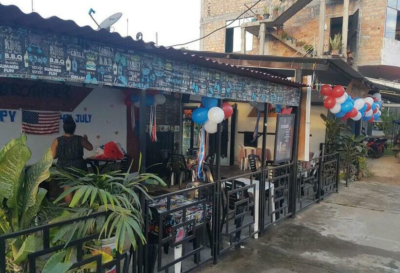 פנסיון Brother´s International Backpackers