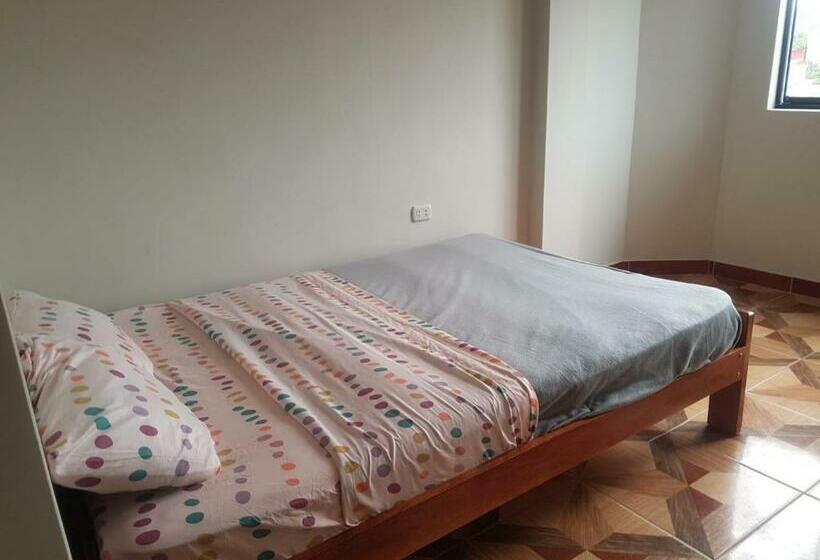 פנסיון Brother´s International Backpackers