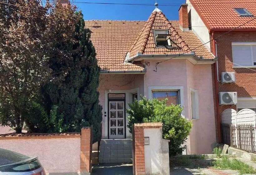 ペンション Peregrino Vendégház