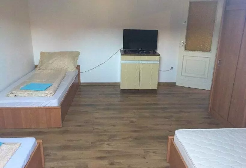 ペンション Peregrino Vendégház