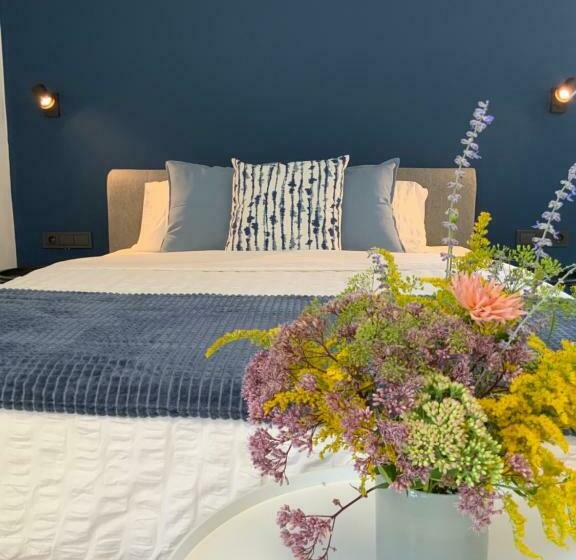 پانسیون Salt Garden Apartments