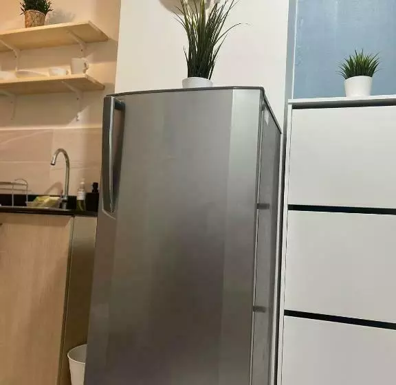 1 Br Cozy Modern Style Condo With Balcony & 5 Star Amenities At Wind Residences