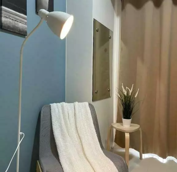 1 Br Cozy Modern Style Condo With Balcony & 5 Star Amenities At Wind Residences