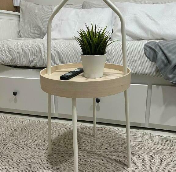 1 Br Cozy Modern Style Condo With Balcony & 5 Star Amenities At Wind Residences