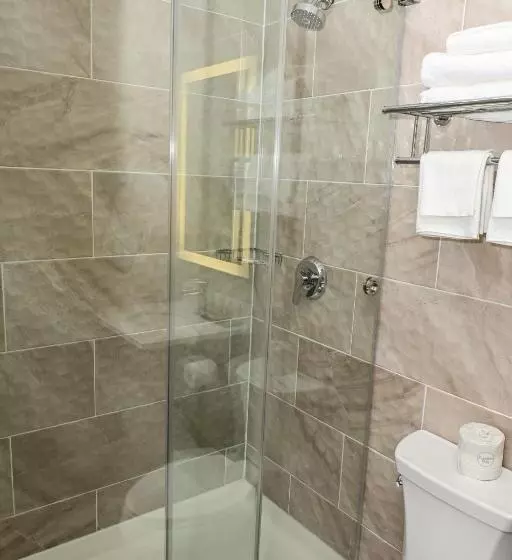 Hotelli Days Inn By Wyndham Bronx Nyc