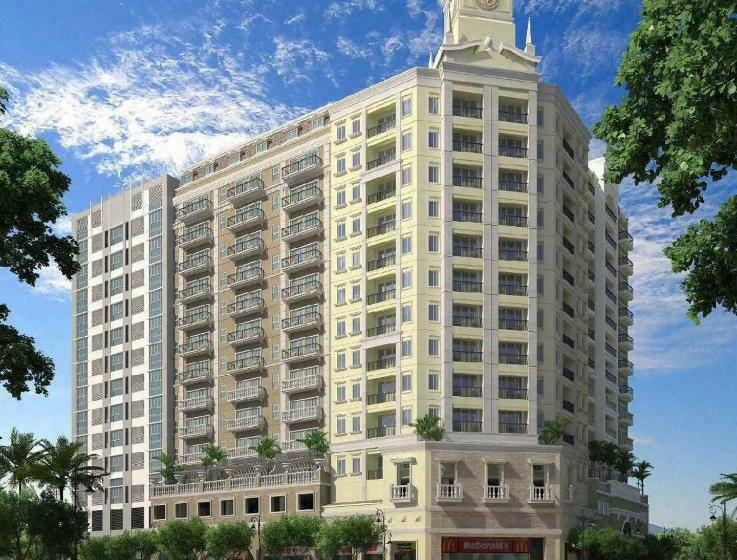 Iloilo Staycation With A Pool, Gym And Playroom