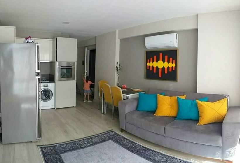 Lego Rezidance,security,pool,free Wi Fi,near Mall