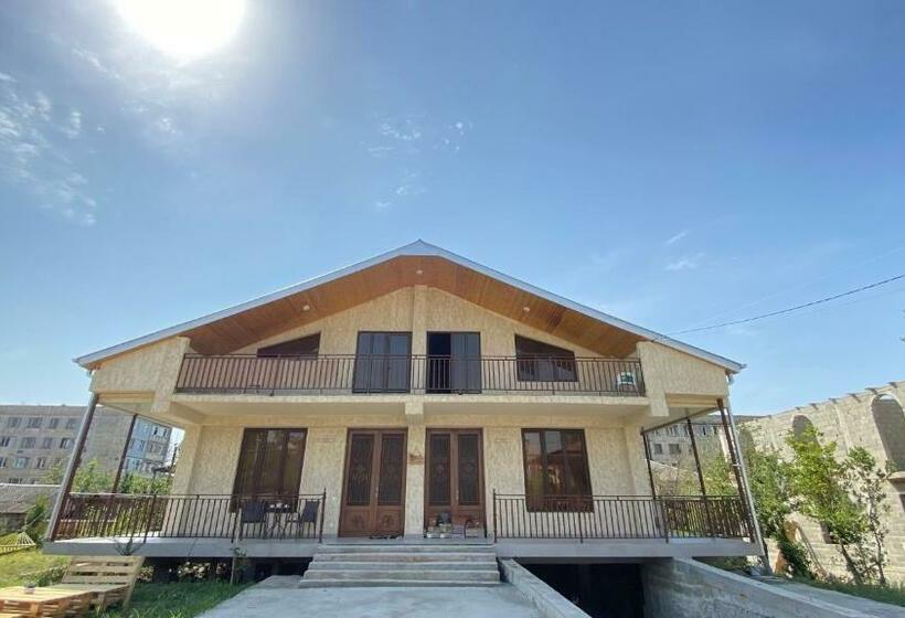 پانسیون Andro S Guesthouse