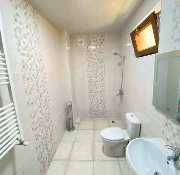 پانسیون Andro S Guesthouse