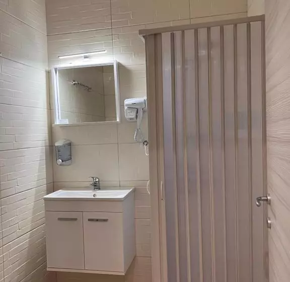 پانسیون Easy Boarding