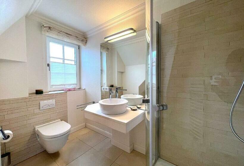 Wellenreiter Am Meer