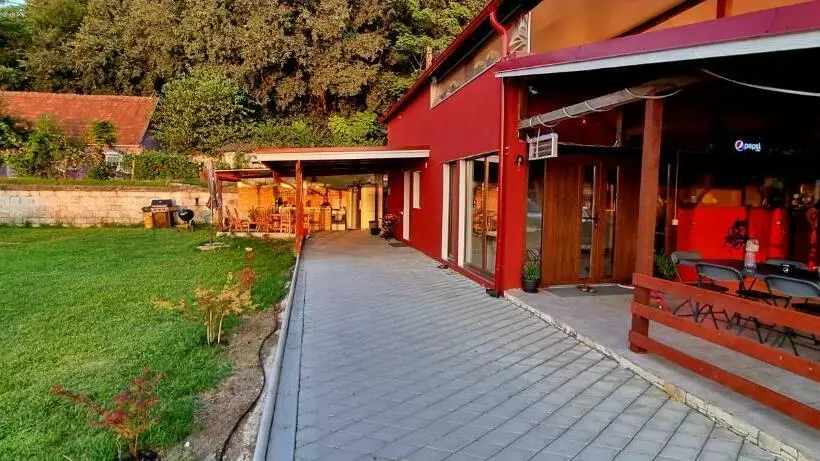 Aamiaismajoitus (B&B) Vila Legrand