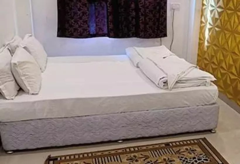 Fabhotel Buddha Saalt