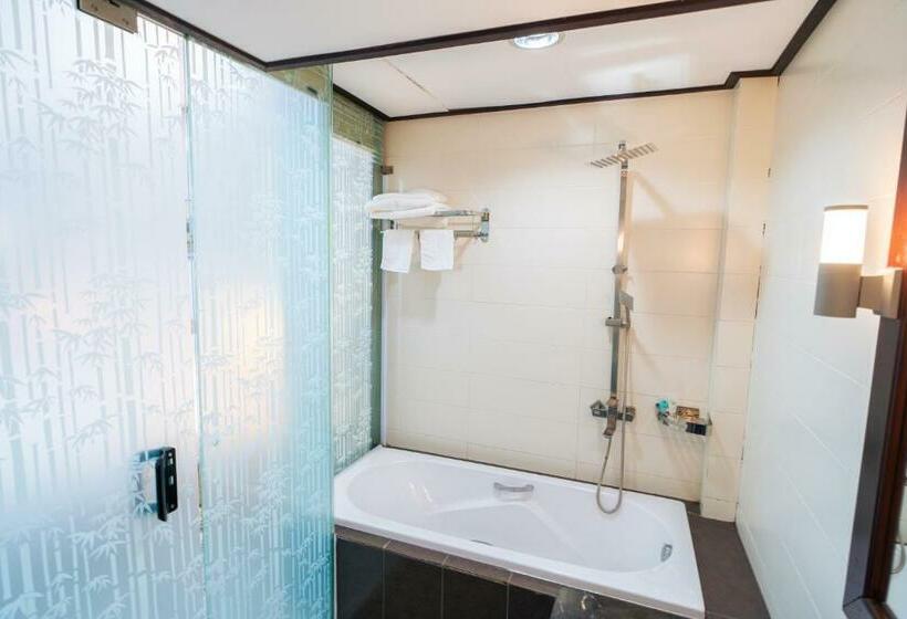 בית מלון כפרי New Champa Boutique