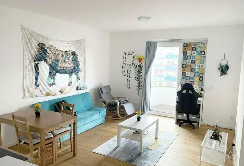 Modern 2 Room Apartment In Berlin