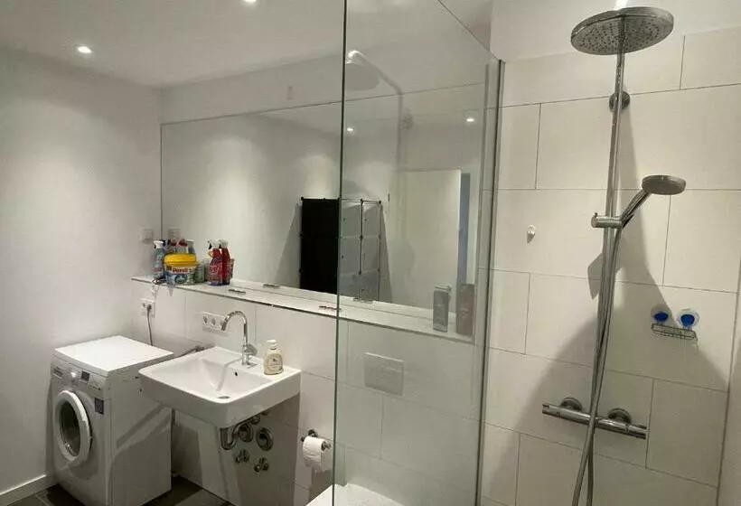 Modern 2 Room Apartment In Berlin