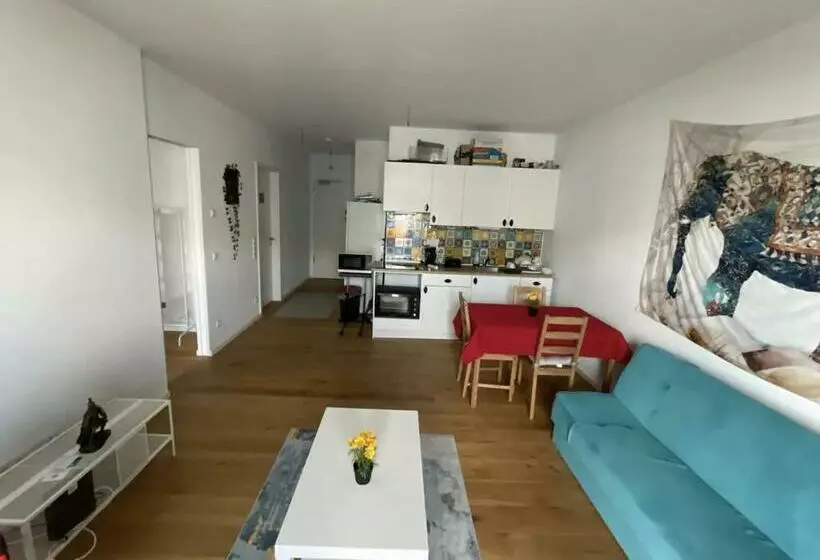 Modern 2 Room Apartment In Berlin