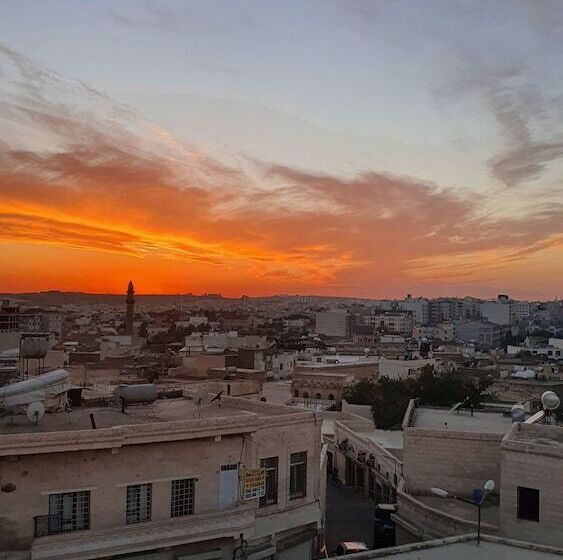 Mons Masius Boutique Hotel Teras