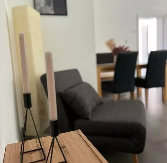 Barrierefreie Ferienwohnung In Winterscheid Nahe Köln Bonn Bis 4 Personen Mit Netflix Und Mehr