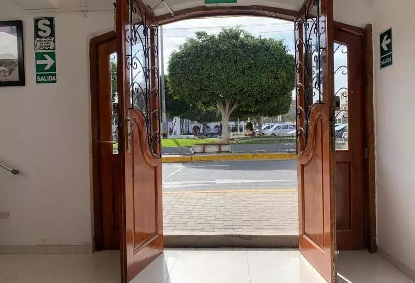 پانسیون Hostal El Amigo