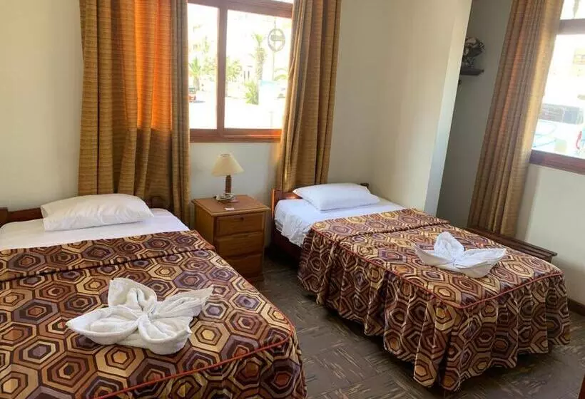 پانسیون Hostal El Amigo