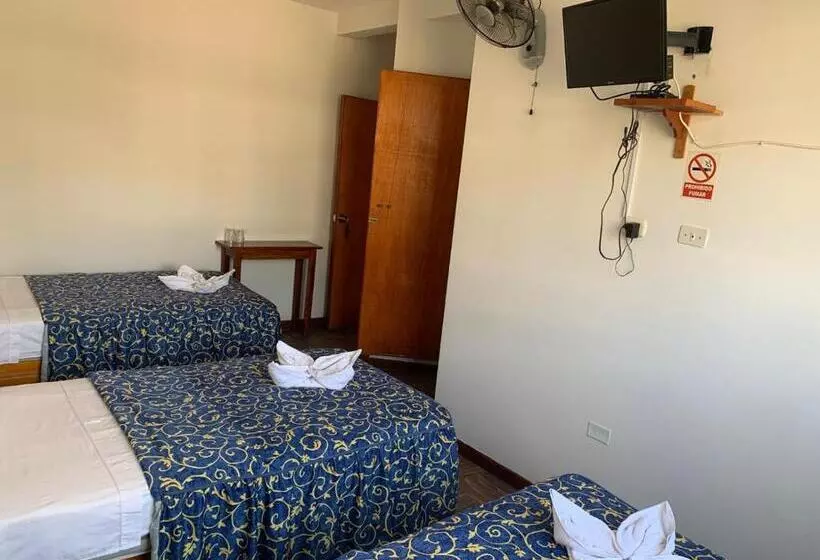 پانسیون Hostal El Amigo