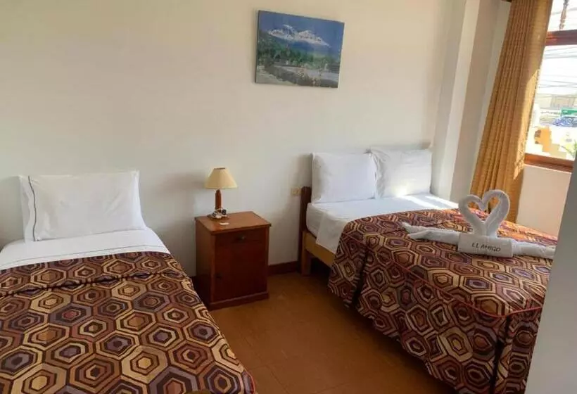 پانسیون Hostal El Amigo
