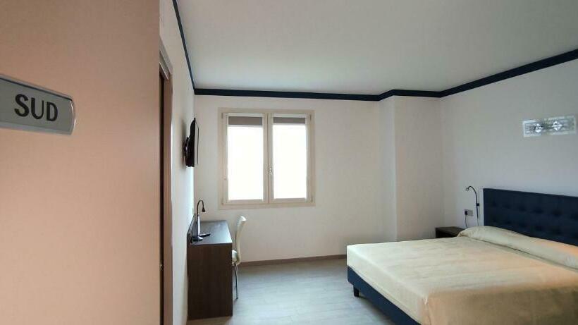 بنسيون Suites Direzionale Carpi