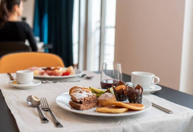 Sestante Marina Motel