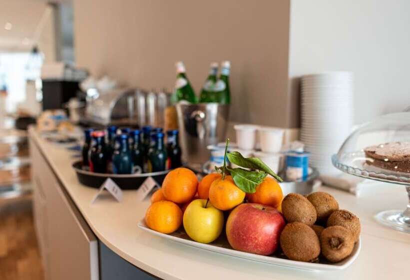 Sestante Marina Motel