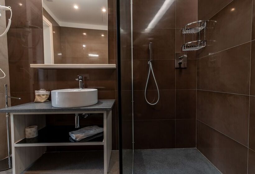 Sestante Marina Motel