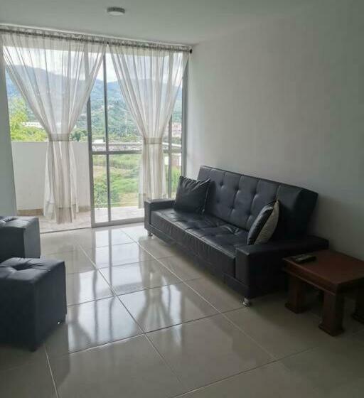 Acogedor Apartamento Amoblado Con Hermosa Vista