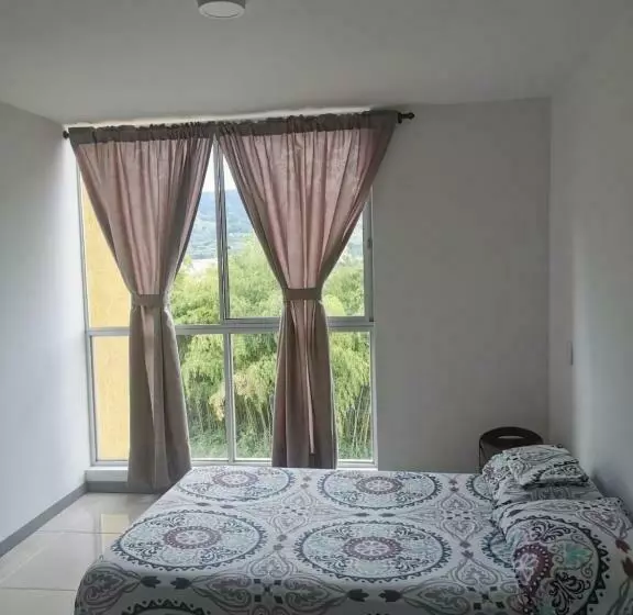 Acogedor Apartamento Amoblado Con Hermosa Vista