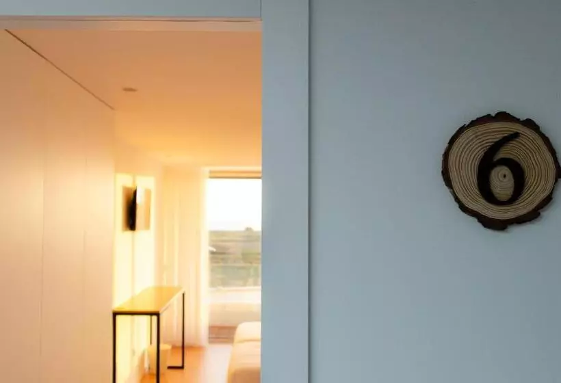 ユースホステル Marinhas Bed & Breakfast