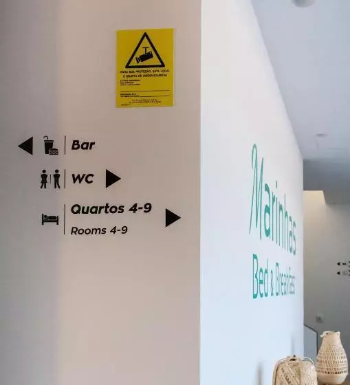 ユースホステル Marinhas Bed & Breakfast