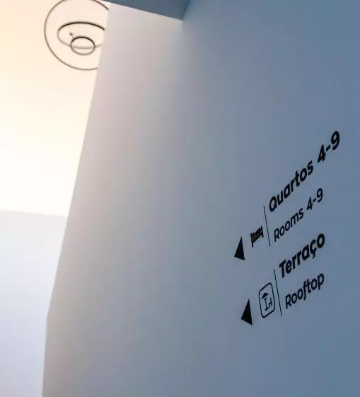 ユースホステル Marinhas Bed & Breakfast