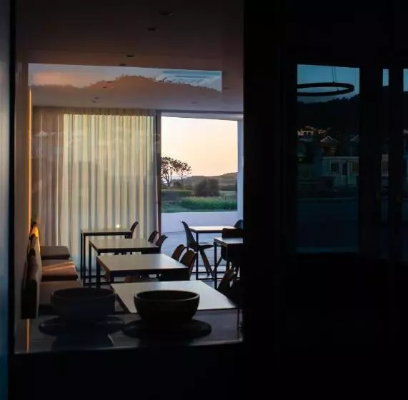 ユースホステル Marinhas Bed & Breakfast