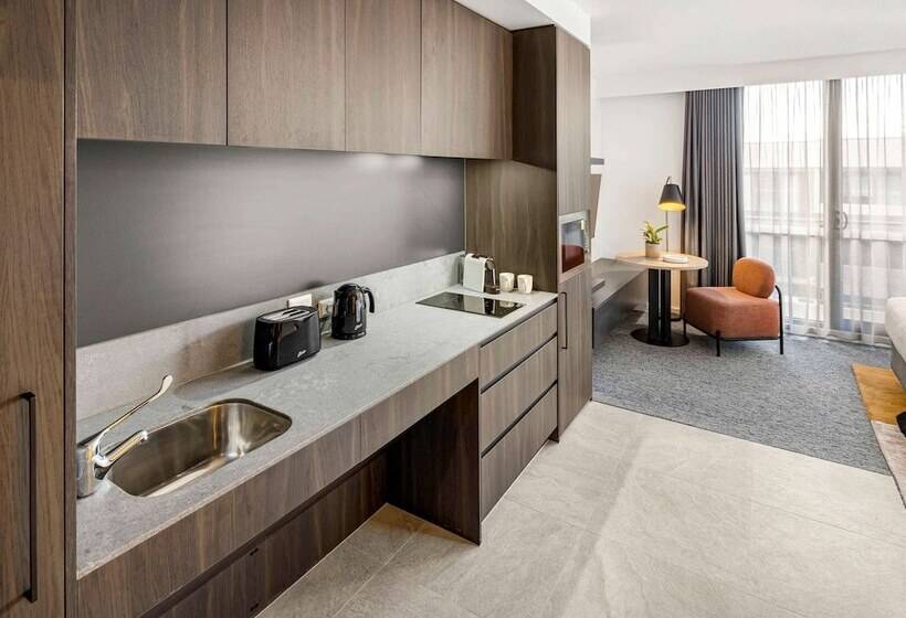 Otel The Sebel Canberra Campbell