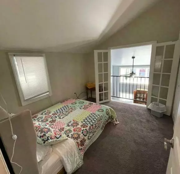 Northern Liberties Retreat
