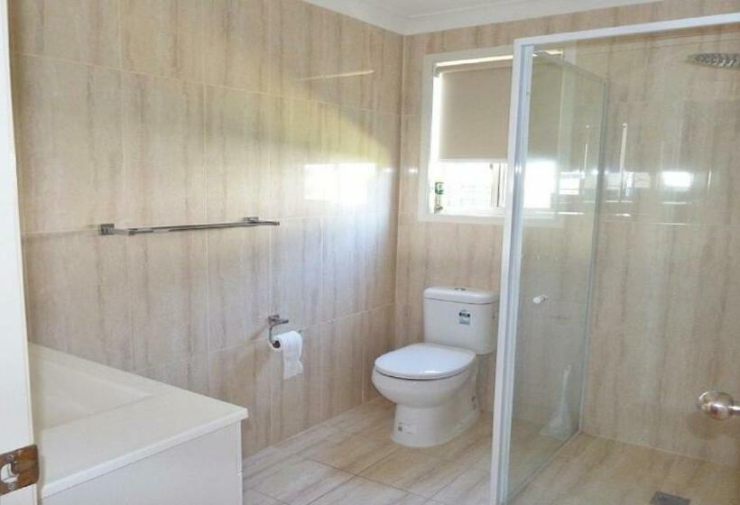 펜션 Amberlee House   Bring Your Own Linen