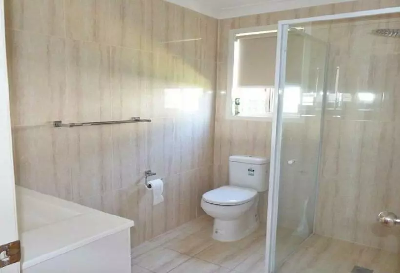 ペンション Amberlee House   Bring Your Own Linen