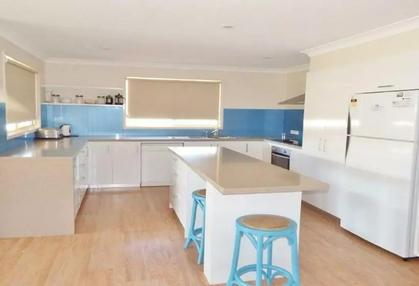 ペンション Amberlee House   Bring Your Own Linen