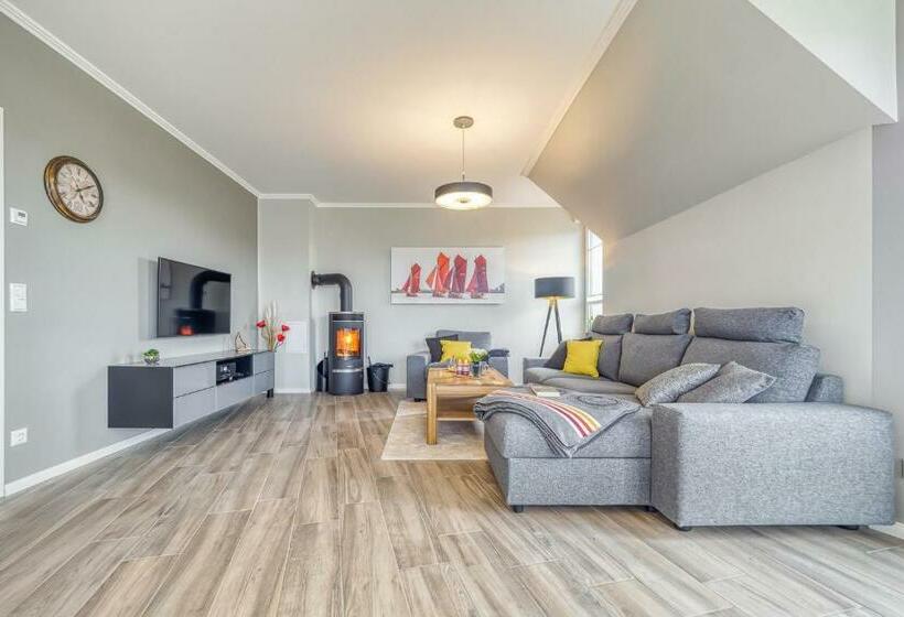 Strandstraße 16 Wohnung 6