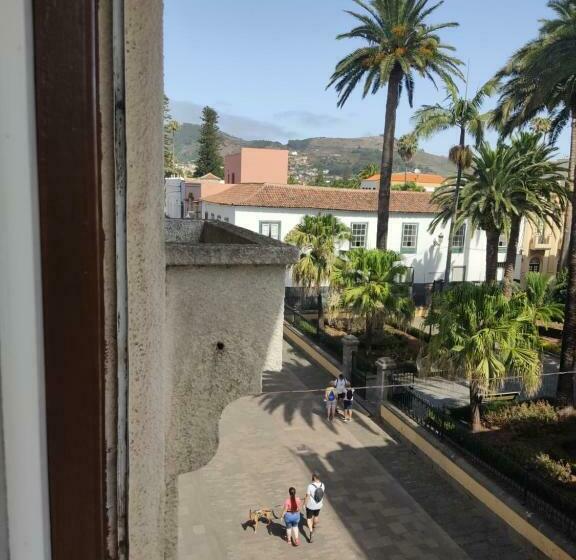 住宿加早餐  Tenerife Bnb